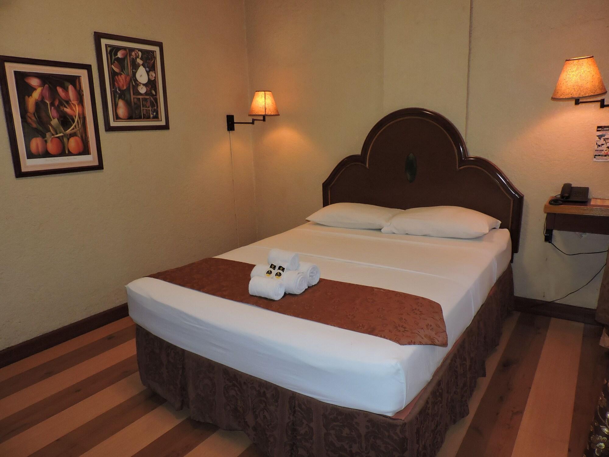 Dao Diamond Hotel & Restaurant Tagbilaran-stad Buitenkant foto